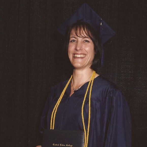 Meet your Posher, Debbie - Picture 1 of 1